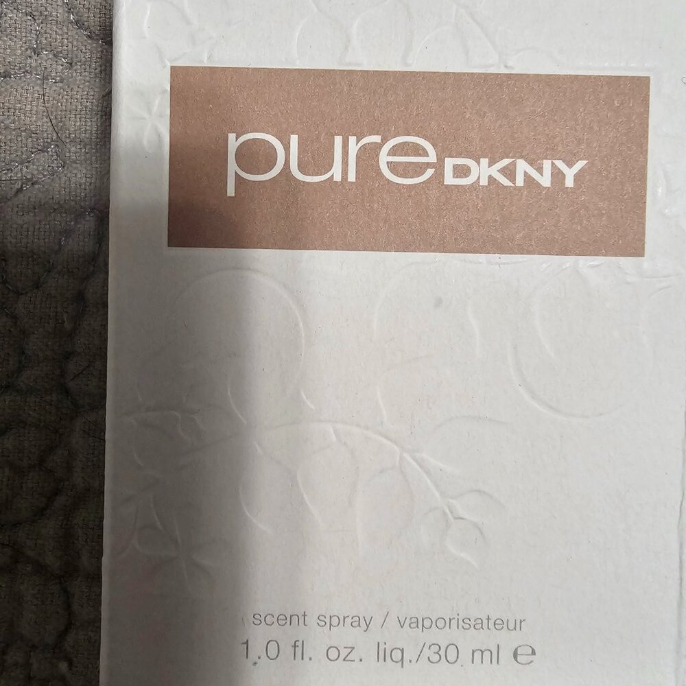 PURE DKNY Parfume